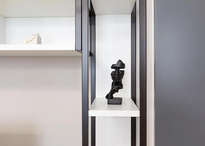 Certosa Enchanting With Balcony - Collection Milano