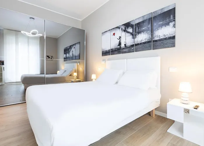 Daire Certosa Enchanting With Balcony - Collection