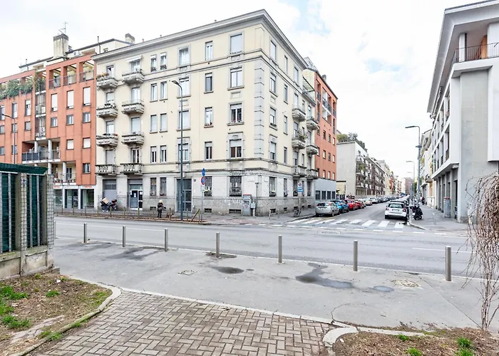 Certosa Enchanting With Balcony - Collection Daire